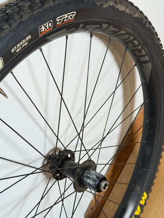 Komplet kół enduro sunringle traverse Specialized 27,5 boost FV