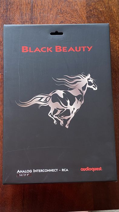 Новая пара Межблочного  кабеля  AUDIOQUEST Pair 1.0m BLACK BEAUTY RCA IC