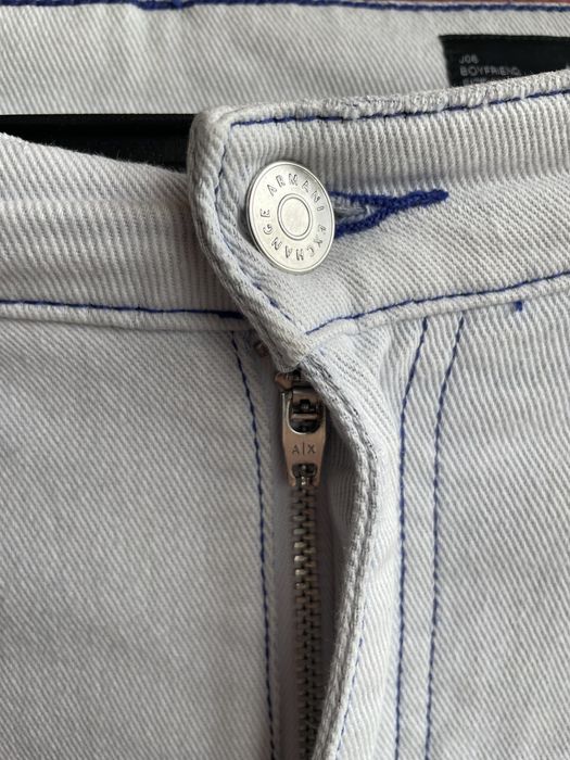 Джинсы Armani Exchange