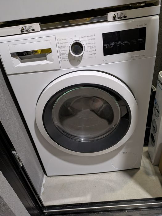 Máquina de Lavar Roupa BOSCH WAN28200ES (8Kg - 1400 rpm - Branco)
