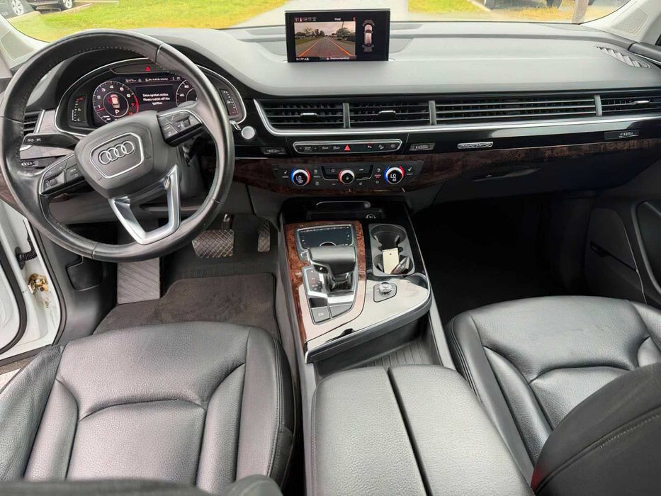 Audi Q7 quattro Premium Plus      2018