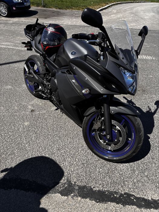 Motocykl yamha xj6 diversion