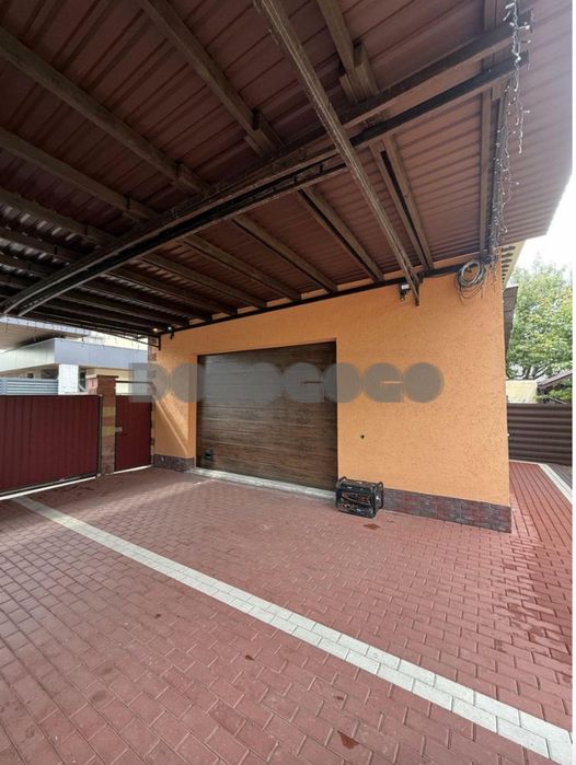 Продаж Триповерхового будинка. Вишневе.