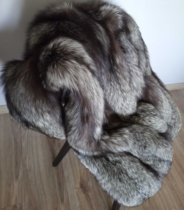 Futro z lisa srebrnego, z lisów srebrnych