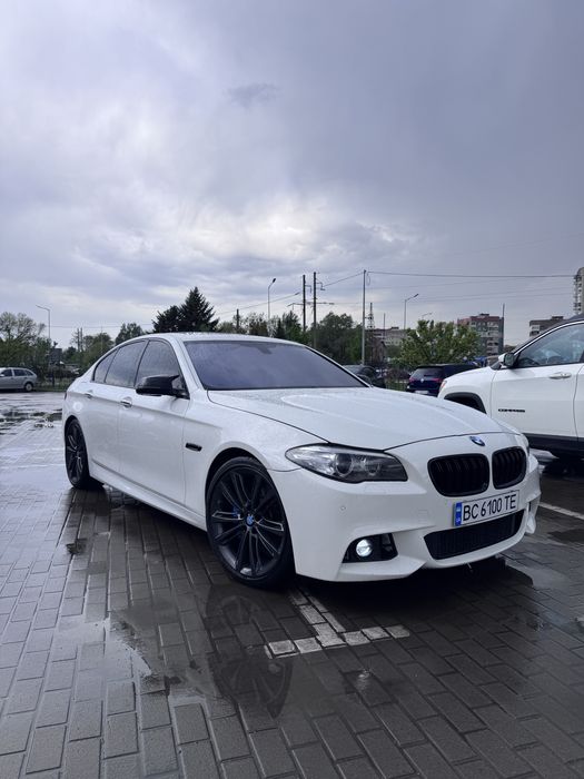 BMW F10 535i 2015 рік задній привід