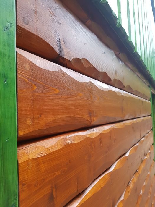 Elewacja drewniana, Deska elewacyjna, nieregularna recznie obrabiana