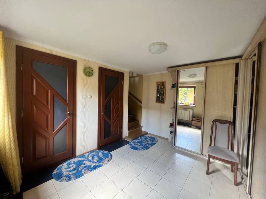 Будинок для двох сімей з ремонтом Львів