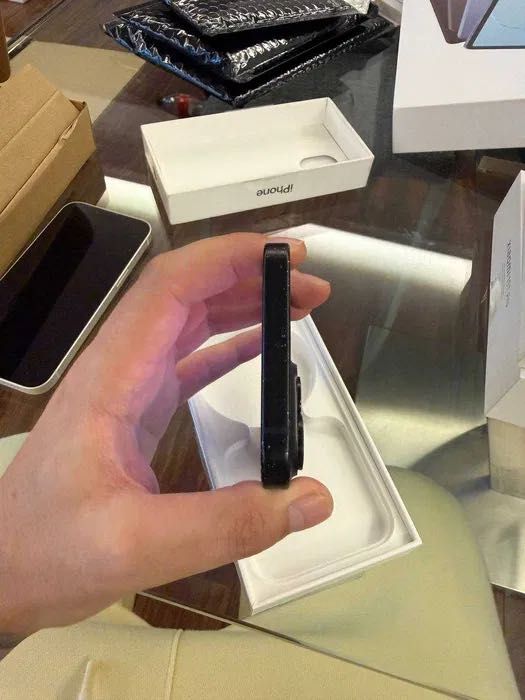 iPhone 15 128GB – Estado usado normal!