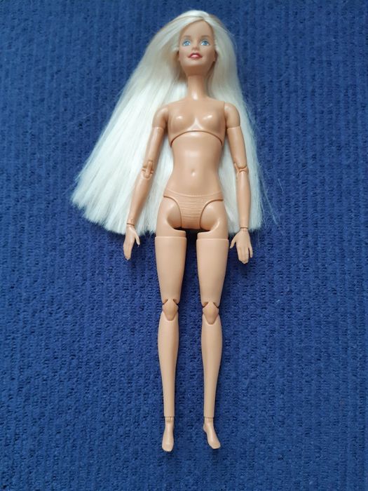 Lalka Barbie made to move hybryda