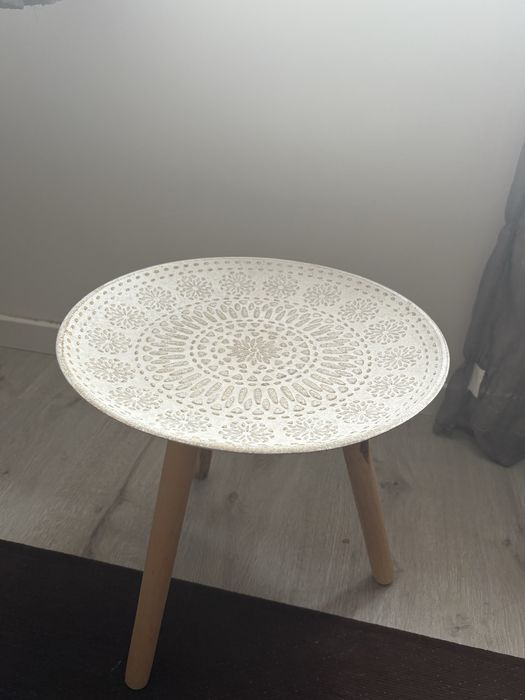Mesa de apoio nova