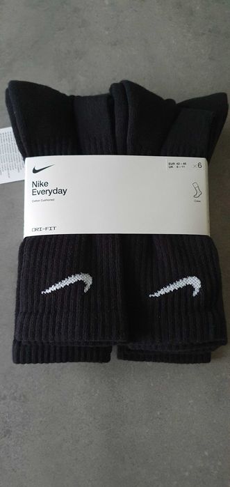 Nike skarpetki czarne x 6szt