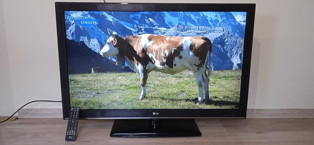 Telewizor 42 cale LG 42CS460 Full HD, USB+pilot