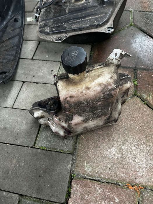 Продам запчасті на хонду діо аф 34-35 не дорого срочно ситайте опис