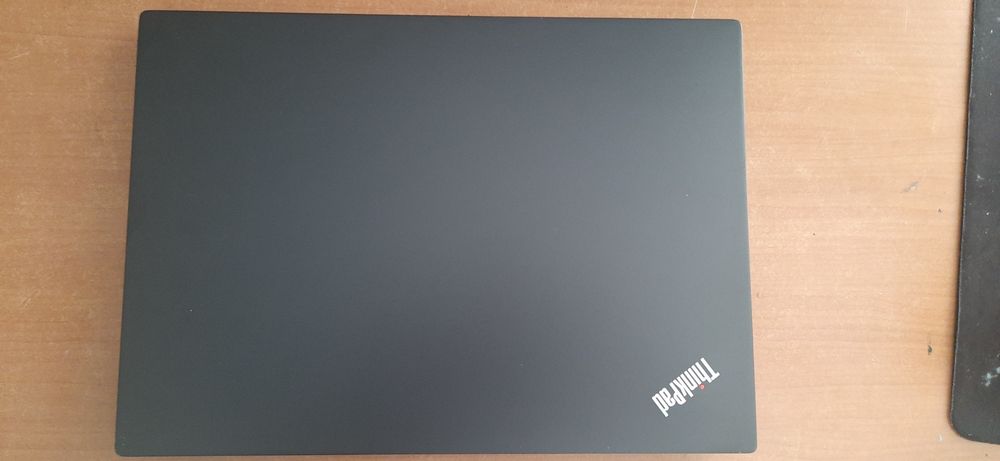 Vendido - Portátil Lenovo E14 Gen1 10ªG| 14,1" | i5-10210u | 16G-DDr4 | NVMe512G |M| W11