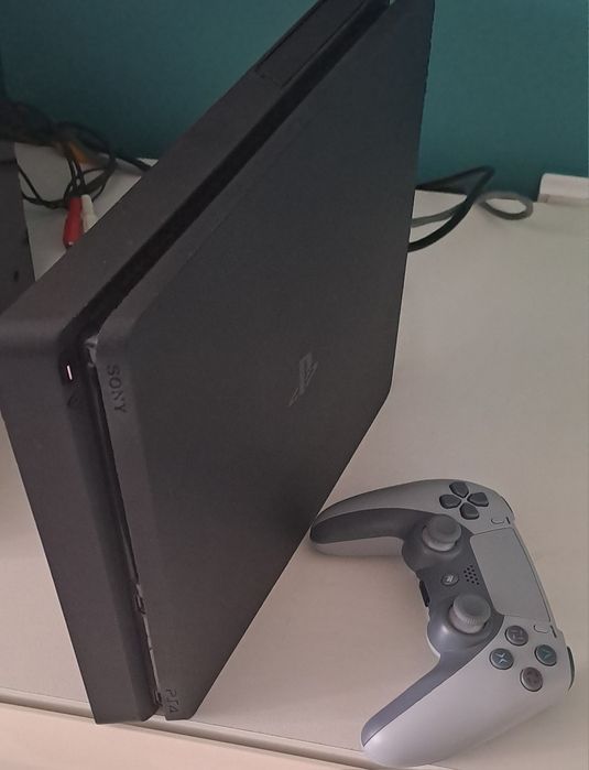 Ps4 Slim 12.52 500gb desbloqueado