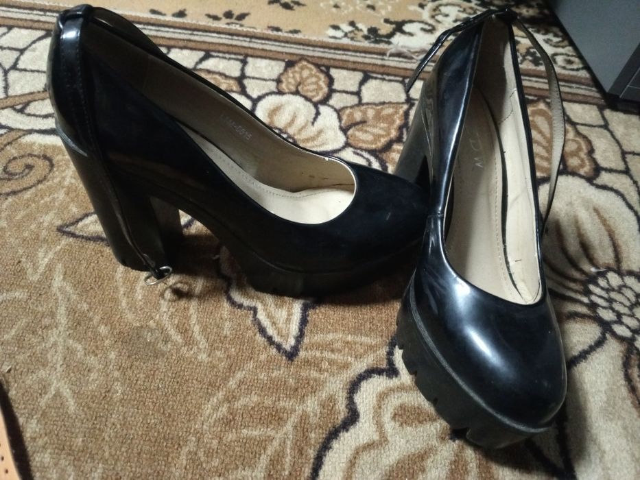 Туфлі по стелькі 26см