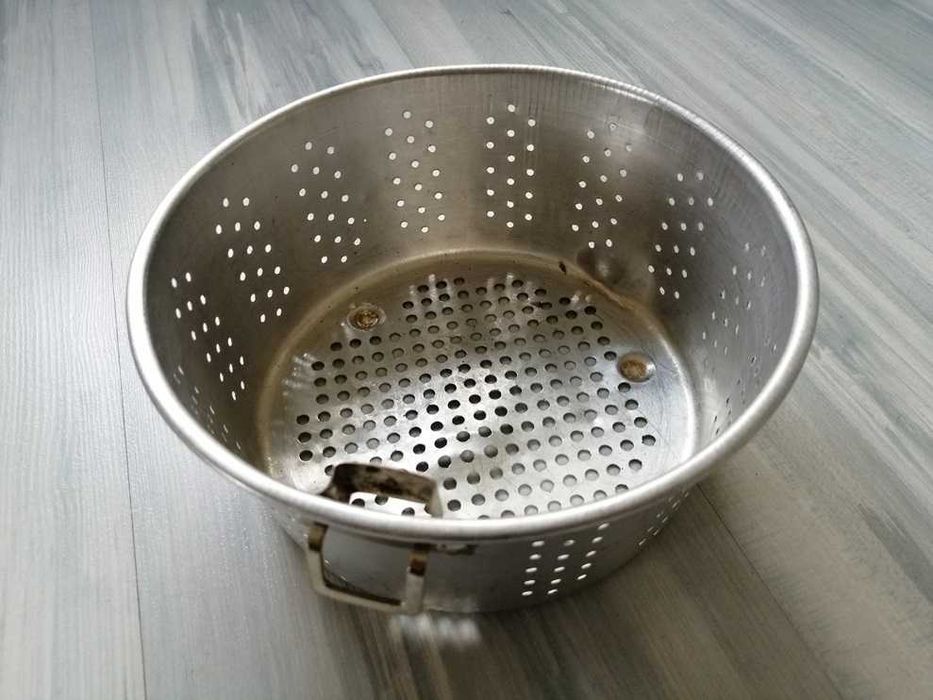 Aluminiowe sitko / durszlak / cedzak. Solidne, wytrzymałe. PRL.