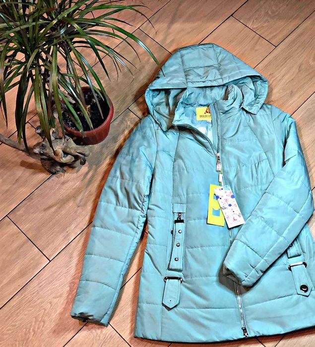 Куртка жіноча/S(о/г 90 ; о/c 108; д/р60)