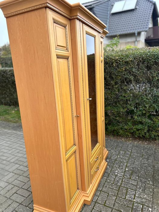 .Witryna w jasnym dębie, szafa, biblioteka