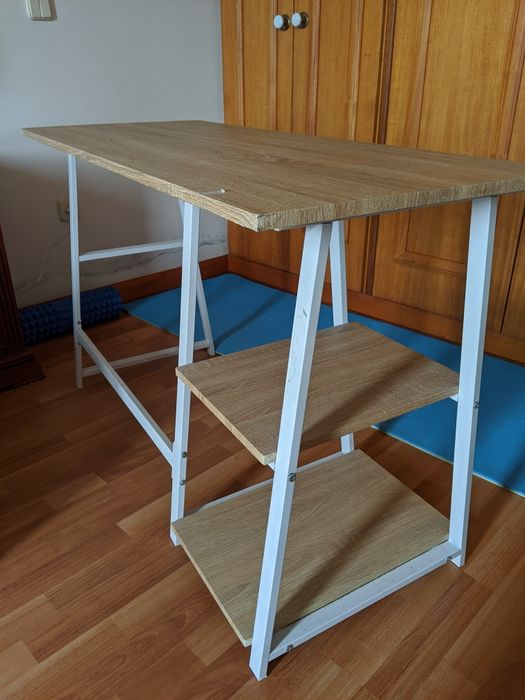 Secretária com Prateleiras 120x50x73cm