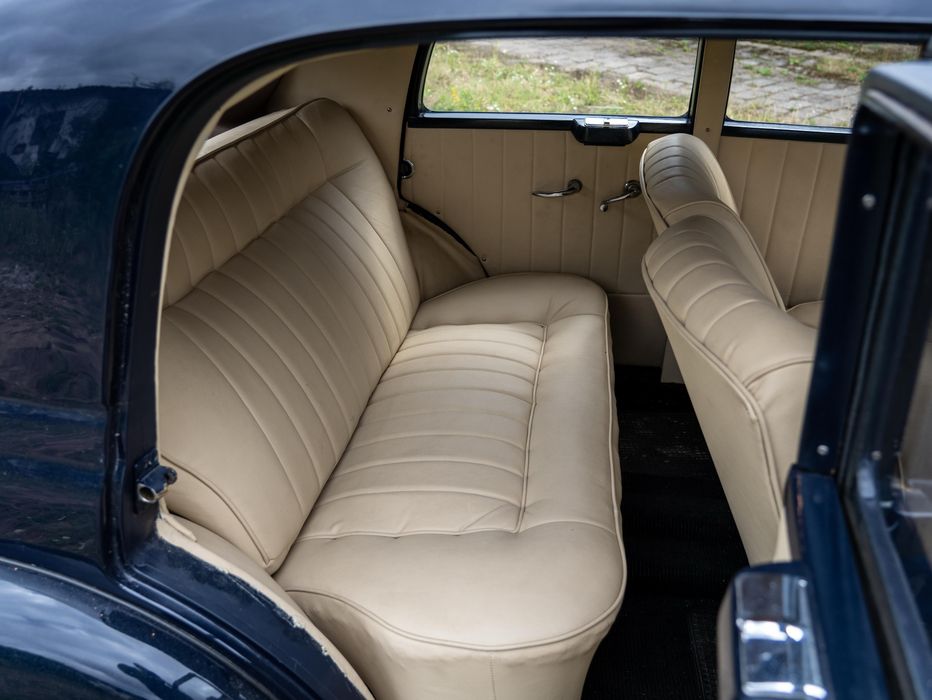Mercedes Benz S 170 zabytkowy