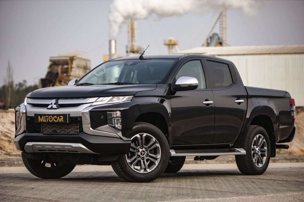 Mitsubishi L200 Pick Up 4x4 S&S Auto Cabine Dupla Select