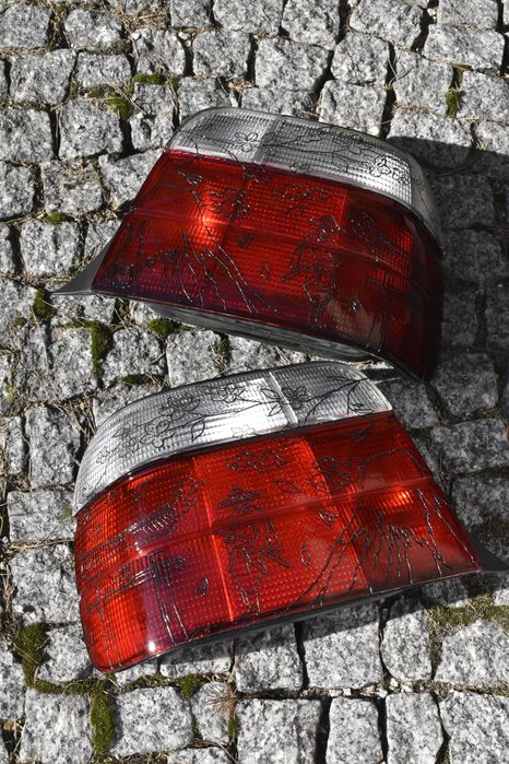 BMW E36 | Customowa Lampa Tylna | Ręczny grawer