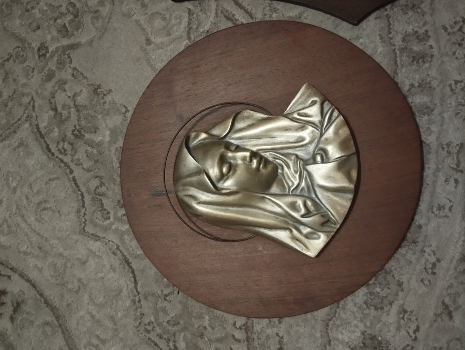 Настінні пано матері та дитини ,Діви Марії