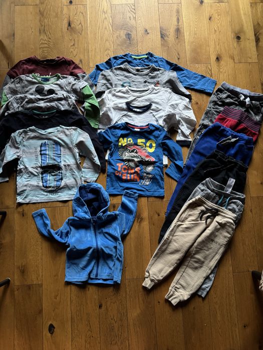 Ubranka dla chłopca 98 104