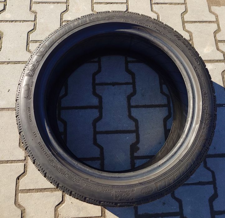Michelin Pilot Alpin PA4 MO 225/45R18 95V XL 2 szt.