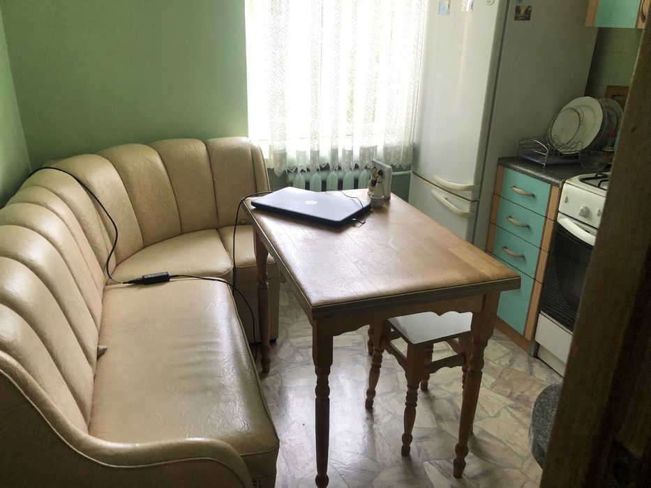 Здам 1 кімн.кв-ру,ЦЕНТР. на любий строк-9000 гр.