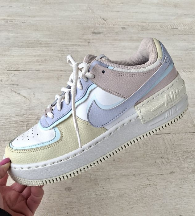 Кросівки NIKE (Найк) р.38.5