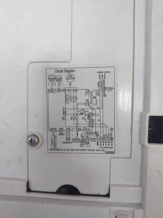 Кондиціонер (Внутрішній і зовнішній блок)