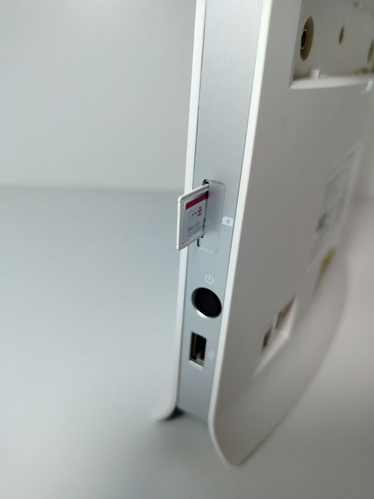 HUAWEI Router na kartę SIM 4G LTE model do internetu laptopa tabletu