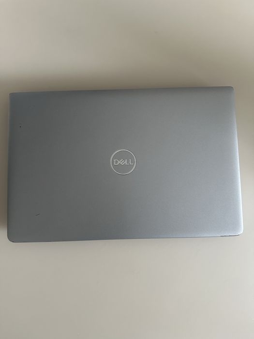 Dell Latitude 5540 15,6" IPS FHD Intel® Core i7-1370P 1.9Ghz 8GB RAM 256GB SSD