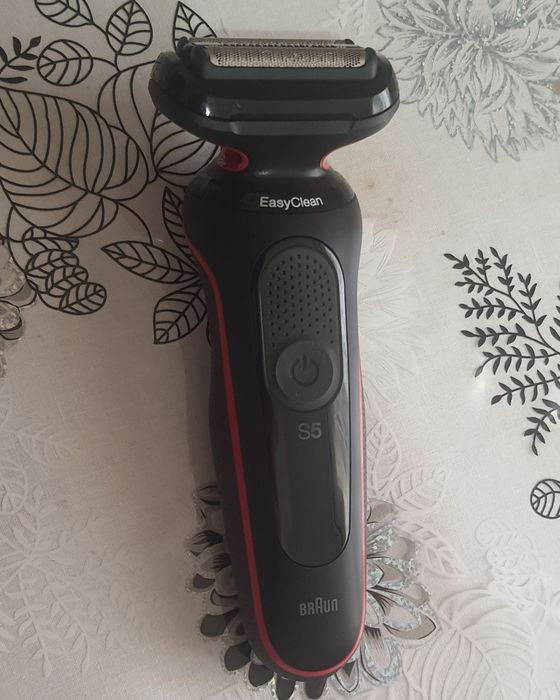 Електробритва Braun Series 5