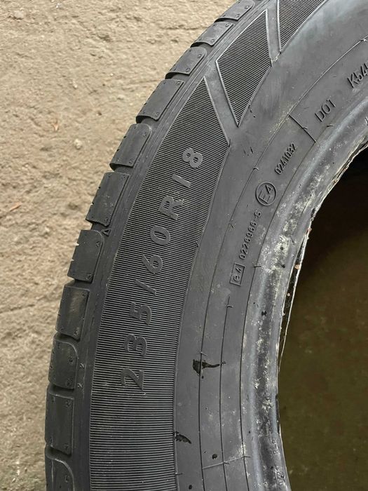 Opony Dunlop 235 60 r18