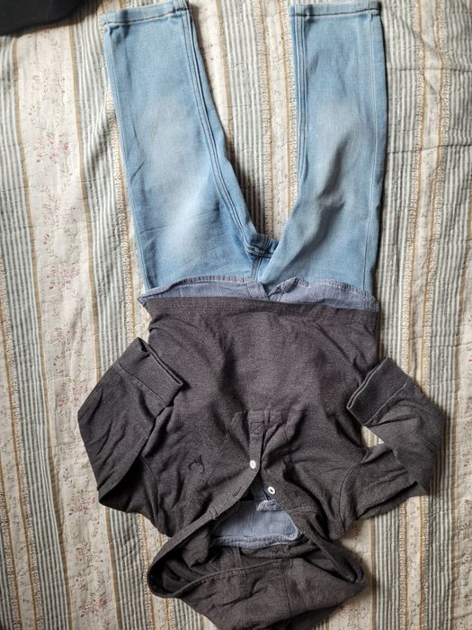 Spodnie jeansy H&M 92 bluzka z kapturem NUTMEG 92