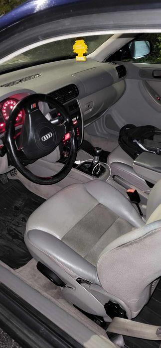 Audi A3 8L 1.9TDI

Carro muito fiável, económico e bem estimado. Ideal para quem conhece este motor e procura um carro pronto a ci