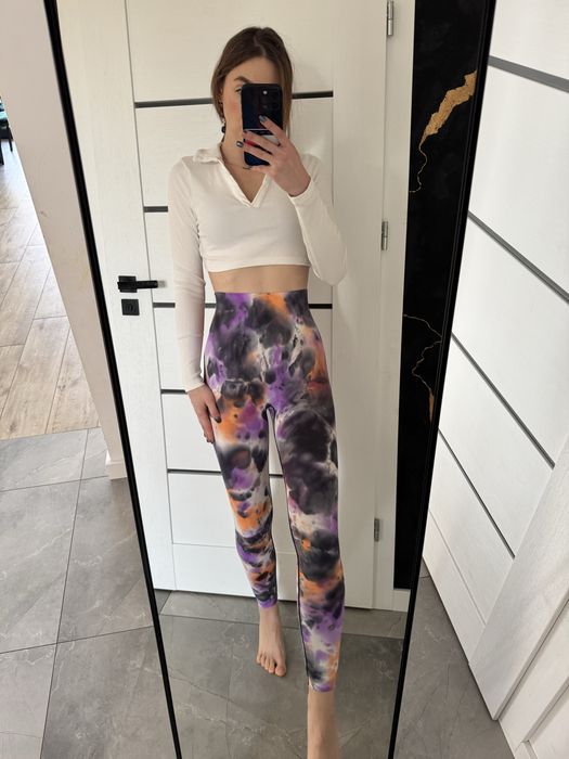 Legginsy wysoki stan uwypuklające pupę