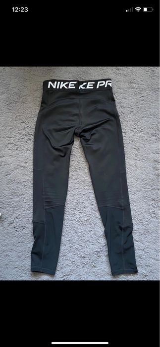 getry sportowe nike pro