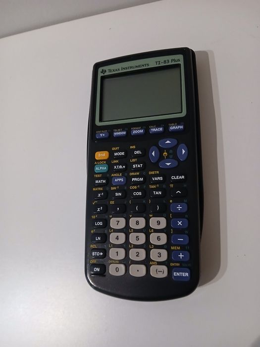 Calculadora Gráfica Texas TI 83 Plus usada