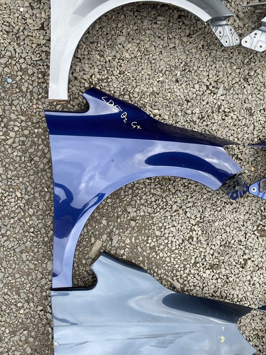 Крило golf plus, синій,гольф плюс ліве праве