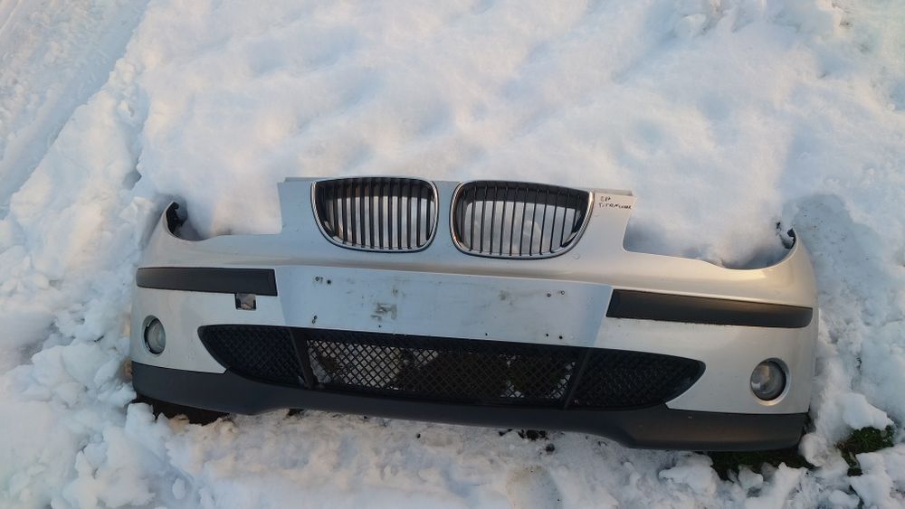 BMW e87  zderzak titansilber metalic