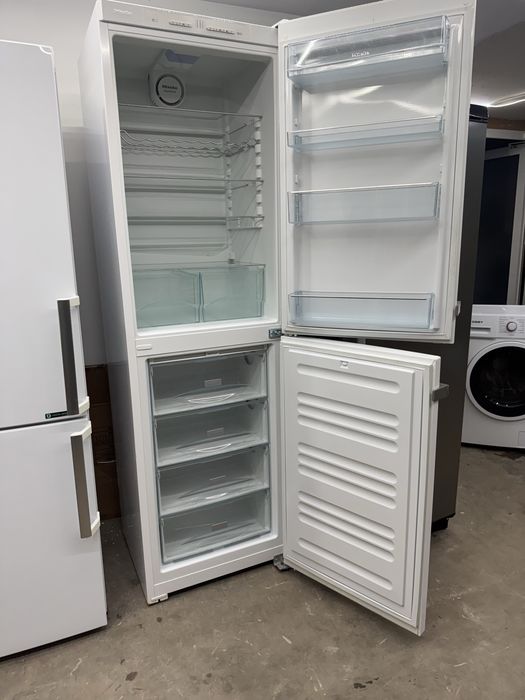 Lodowka Miele No-Frost 2 metry duża