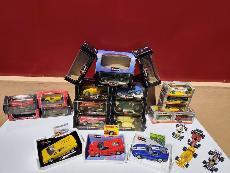 COLEÇÃO BURAGO VINTAGE – 25 modelos – ESCALAS 1:18, 1:24 E 1:25