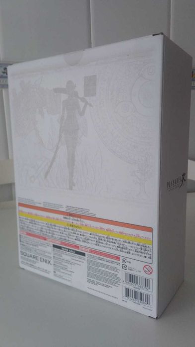 Play Arts Kai - Nier Replicant - Kainé - Selado, Novo