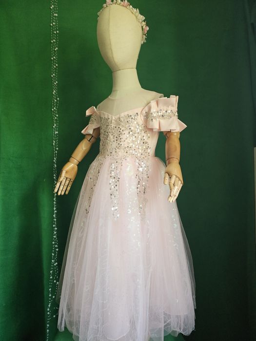 Дитяча рожева пишна довга ошатна святкова сукня нарядное платье