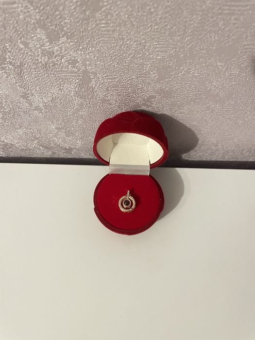 Подарунок на день закоханихКулон з проекцією я тебе кохаю на 100 на 14