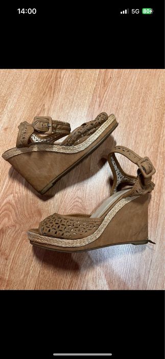 Buty na koturnie brązowe roz. 37